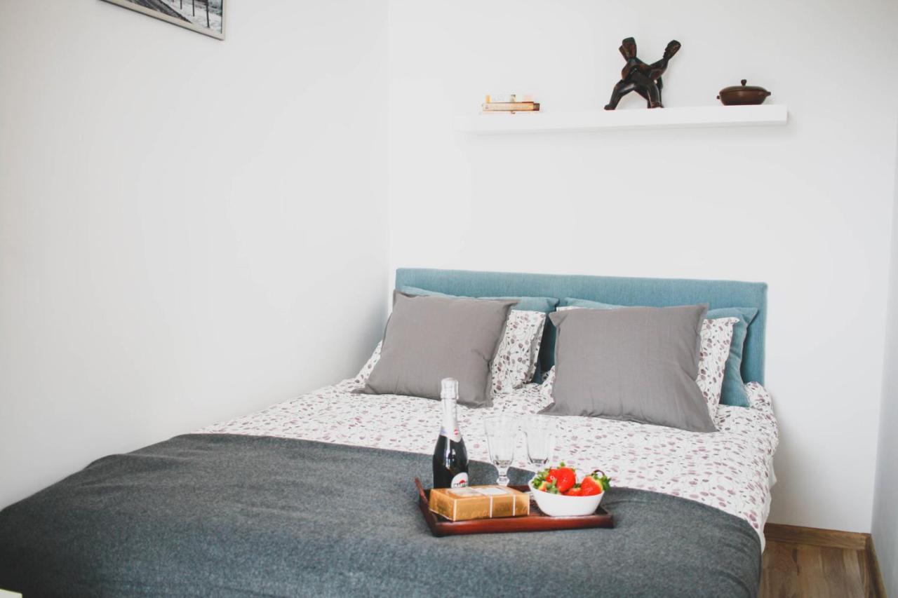 Project Comfort Apartament Potrzebna 55/29 Warszawaアパートメント エクステリア 写真